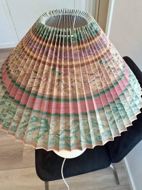 Erik Magnussen, bordlampe